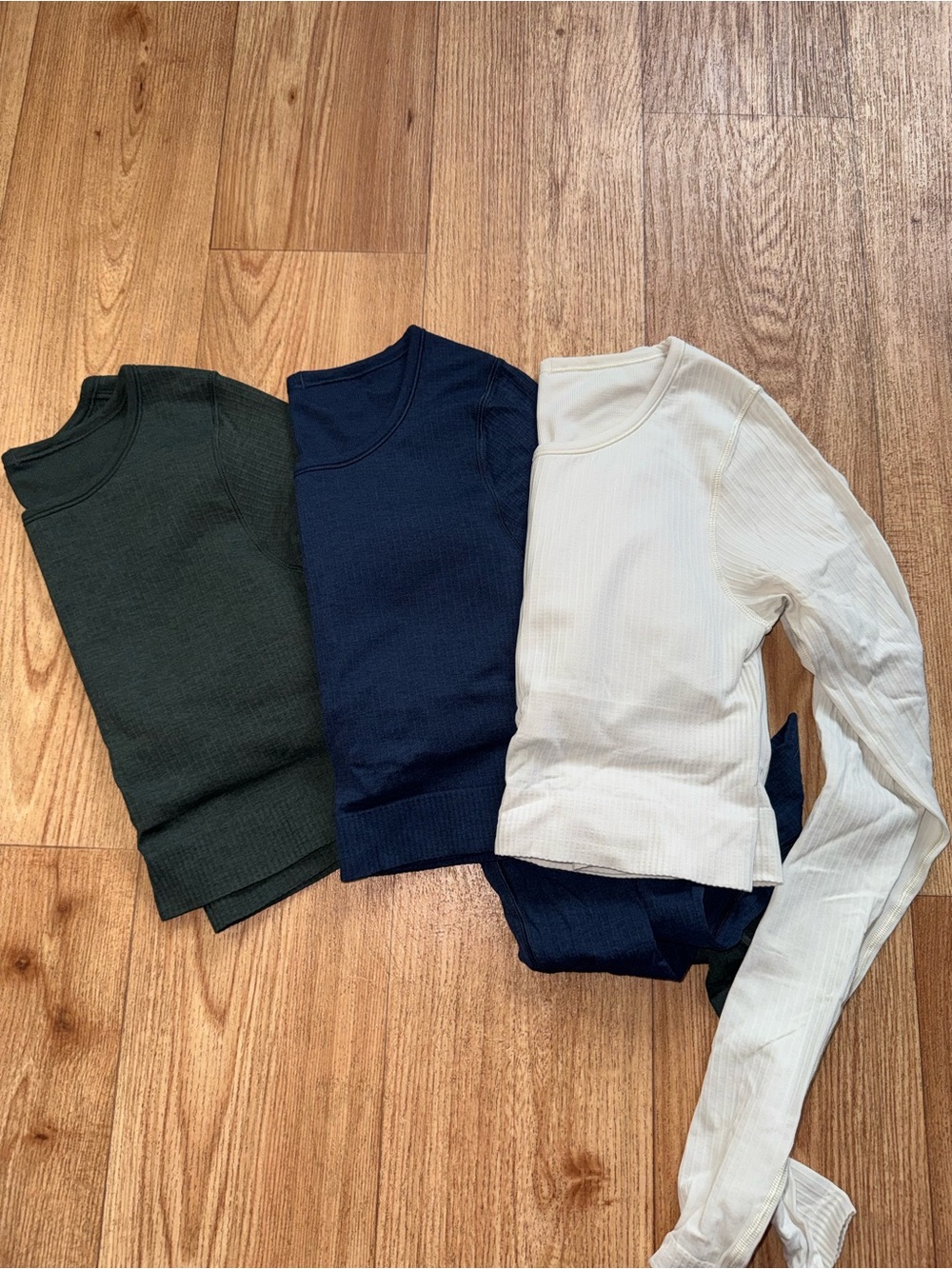Lululemon Ebb to Street long sleeve top bundle